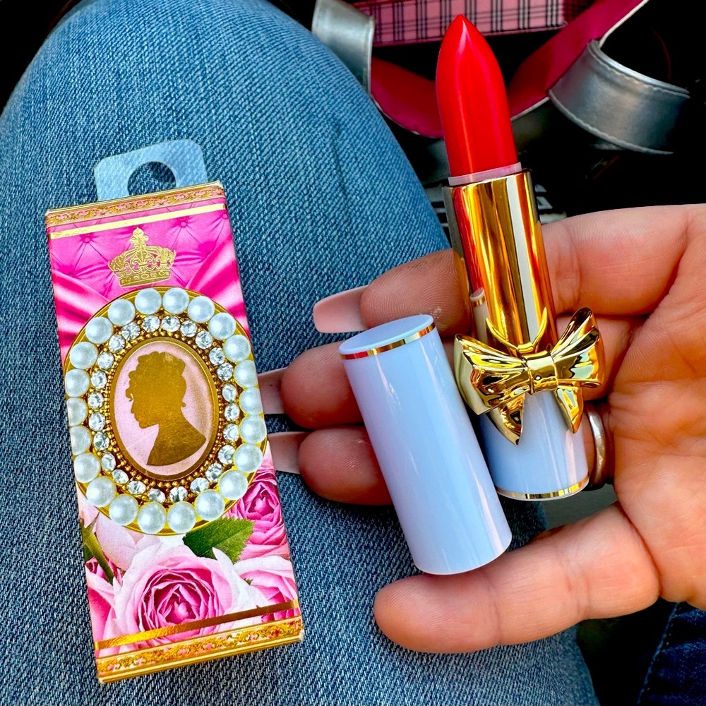 NIB Pat McGrath Lipstick 💄 X Downtown Abbey Collaboration.